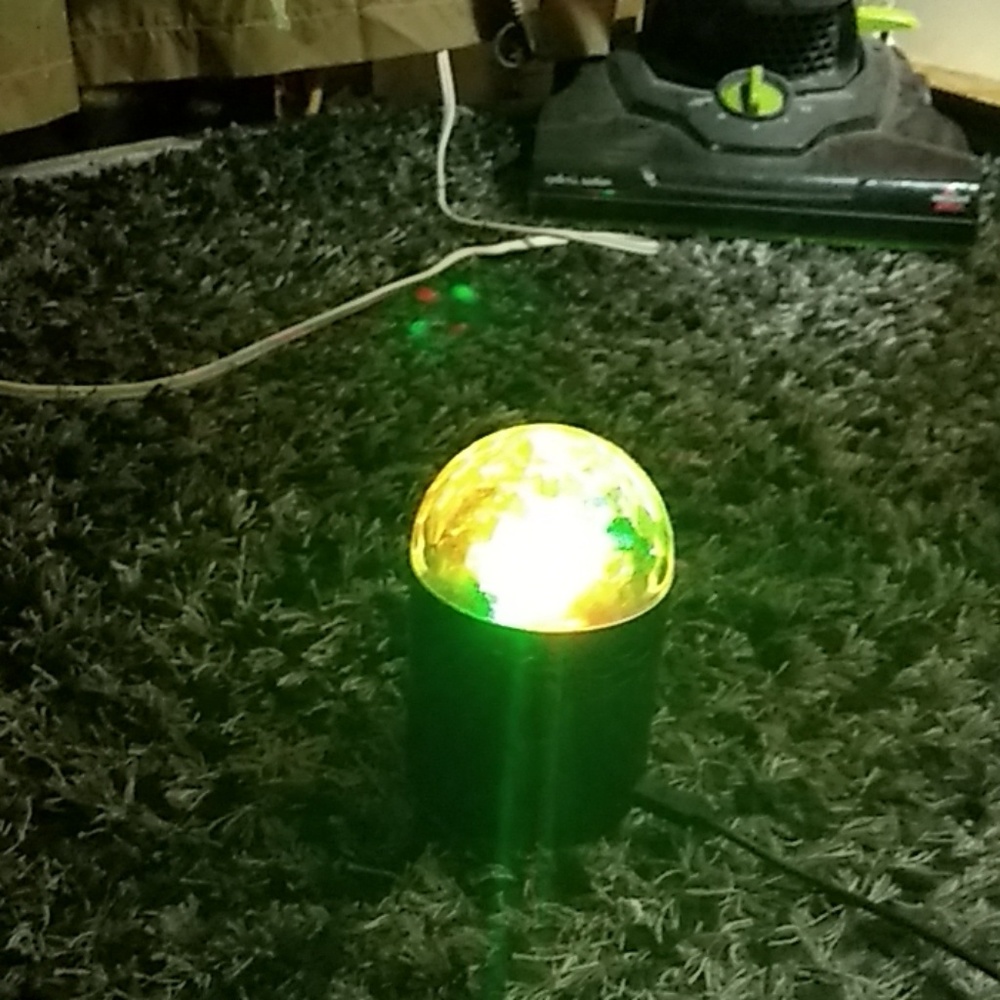 Bluetooth speaker - Picture 2 of 6